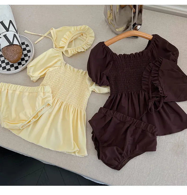 ベビー用水着 キッズ水着 帽子セット セパレート ビキニ 半袖パフスリーブチュニック ブルマ フリル帽子 スイムウェア 2カラー【mh0005117】