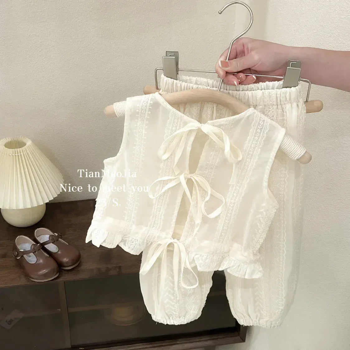 ノースリーブセットアップ キッズセットアップ 2点セット バックオープンノースリーブブラウス+ルーズロングパンツ レース刺繍【mh0005730】