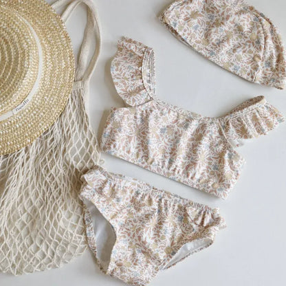 ベビー用水着 キッズ水着 ガールズ ビキニ セパレート フリルトップス+パンツ+帽子セット フラワープリント 2カラー スイムウェア【mh0005995】