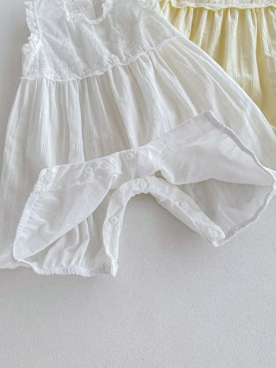 ノースリーブジャンプスーツ ベビーロンパース ノースリーブジャンプスーツ レースフリル 2カラー【mh0006065】