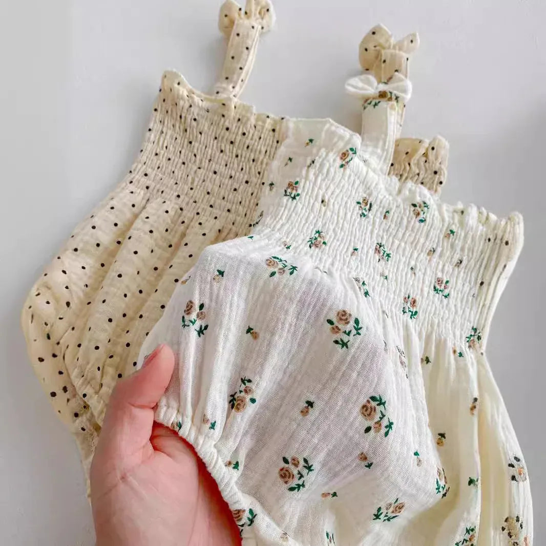 ノースリーブロンパース ベビーロンパース ヘアバンドセット キャミソールシャーリングボディスーツ リボンヘッドバンド フラワー花柄/水玉ドット 2カラー【mh0006195】