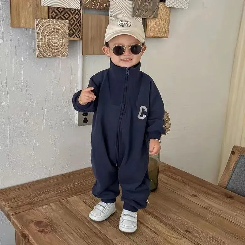 長袖ジャンプスーツ ベビージャンプスーツ 長袖つなぎ 襟付き ジップアップ レターロゴ 2カラー【mh0006447】