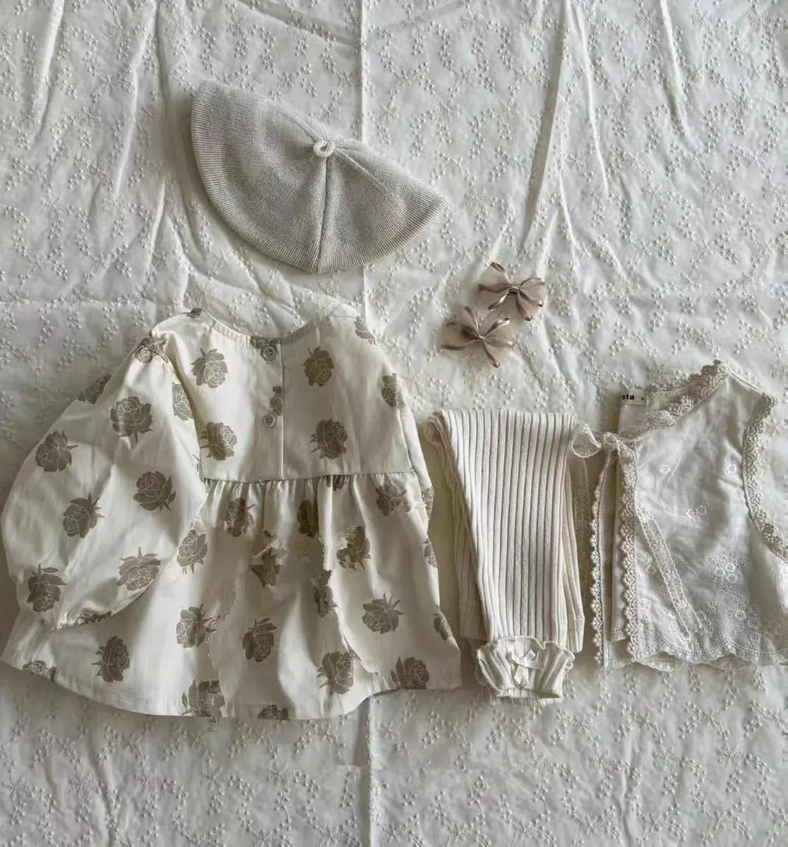 長袖セットアップ ベビーセットアップ 2点セット ローズフラワープリント長袖チュニックブラウス+リボン付きブルマパンツ アプリコット【mh0006716】