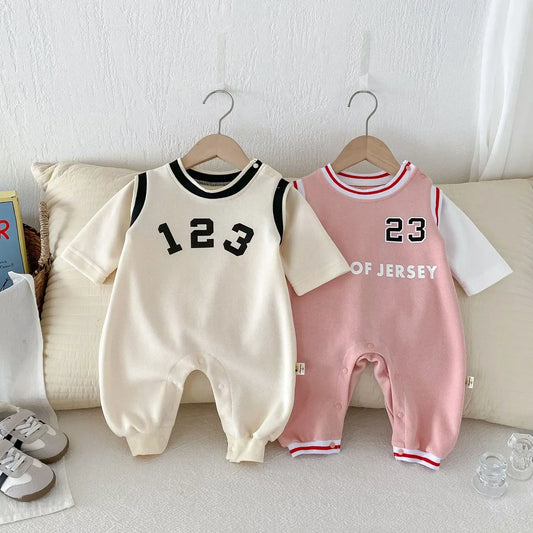 長袖ロンパース ベビージャンプスーツ ビブスドッキングナンバーロゴプリントスポーツ長袖ロンパース 2カラー【mh0007396】