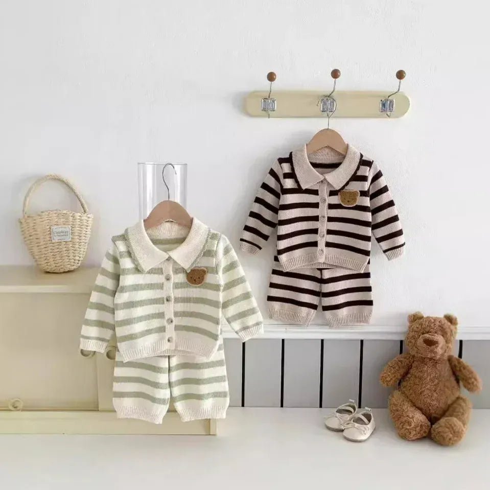 長袖セットアップ ベビーキッズカーディガン/パンツ ベアくまワッペンボーダー襟付きニットジャケット/ニットロングパンツ 2カラー【mh0007415】