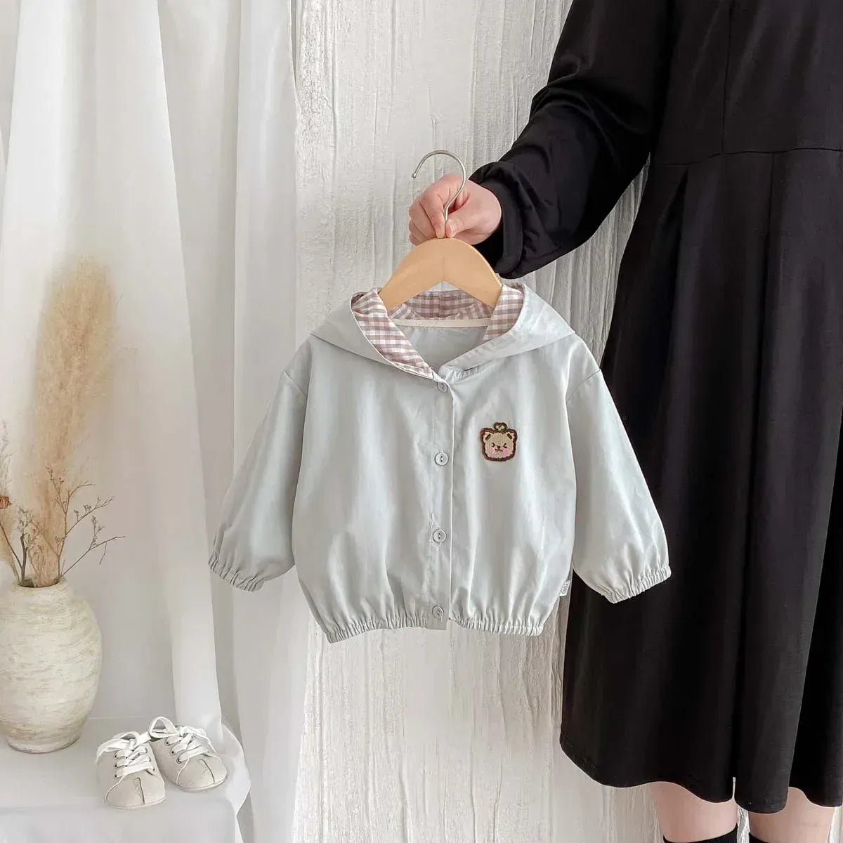 ショートコート・ジャケット・ジャンパー キッズアウター ベアくまワッペンフーディブルゾンジャケット 2カラー【mh0007538】