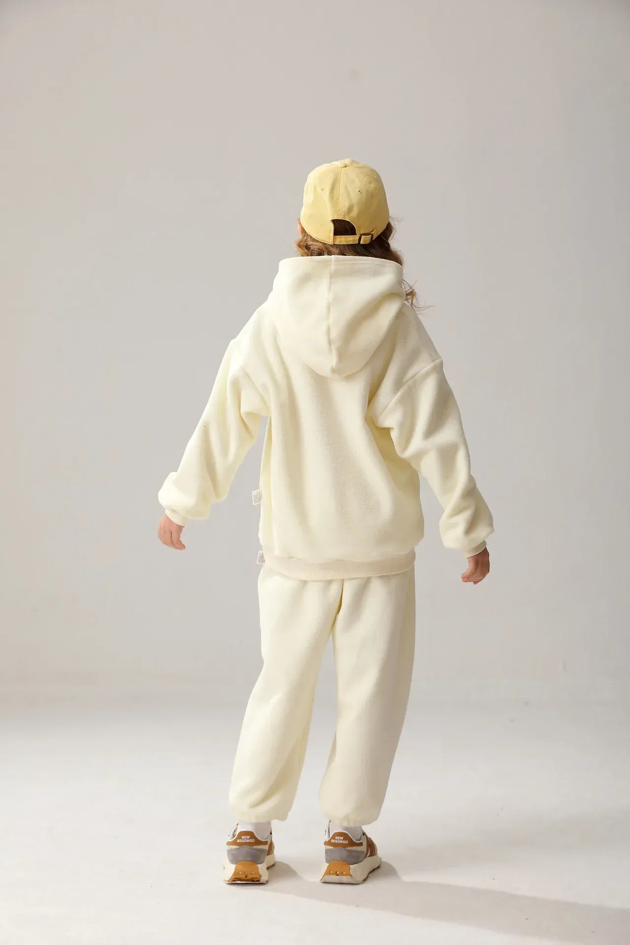 長袖セットアップ キッズセットアップ 2点セット レターロゴ刺繍フリースフーディパーカー+ロングパンツ【mh0008168】