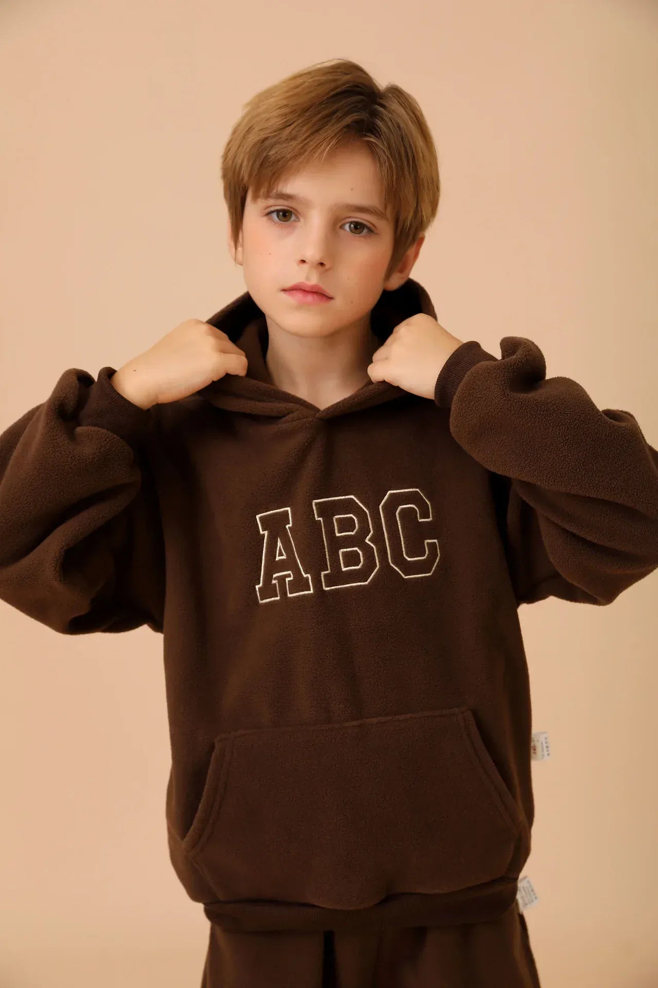 長袖セットアップ キッズセットアップ 2点セット レターロゴ刺繍フリースフーディパーカー+ロングパンツ【mh0008168】