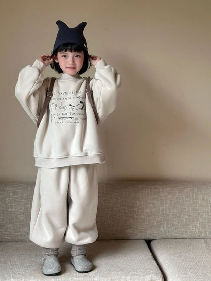 長袖セットアップ キッズセットアップ 2点セット ロゴプリント裏フリース長袖スウェットシャツ+ロングスウェットパンツ【mh0008181】