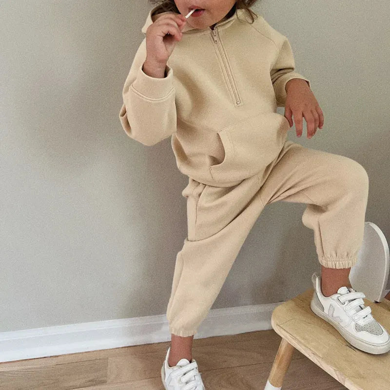 長袖セットアップ キッズセットアップ 2点セット シンプルハーフジップ長袖スウェットシャツ+ロングスウェットパンツ【mh0008357】