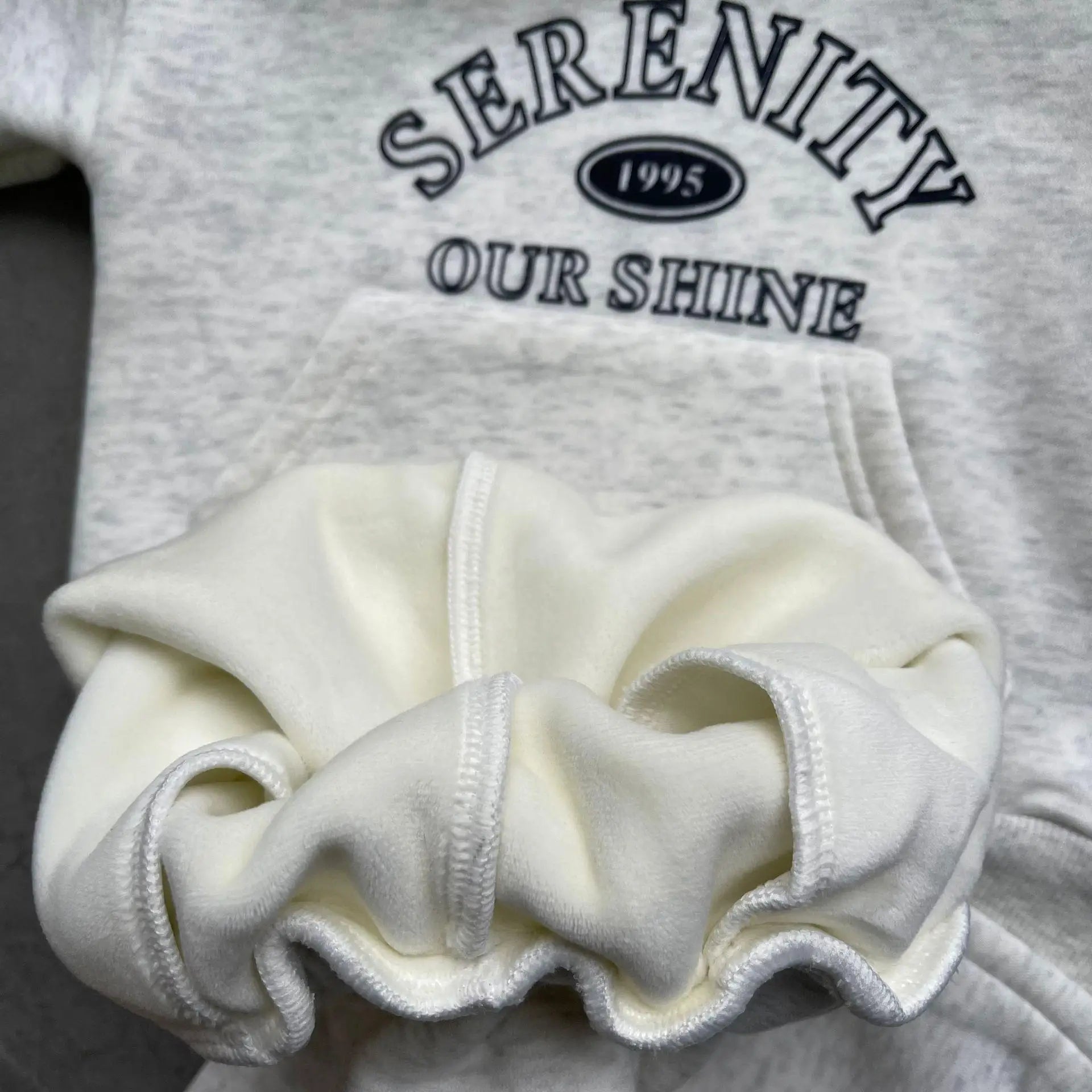 長袖セットアップ ベビーキッズセットアップ 2点セット レターロゴ裏フリースフーディ長袖スウェットパーカー+ロングスウェットパンツ【mh0008424】