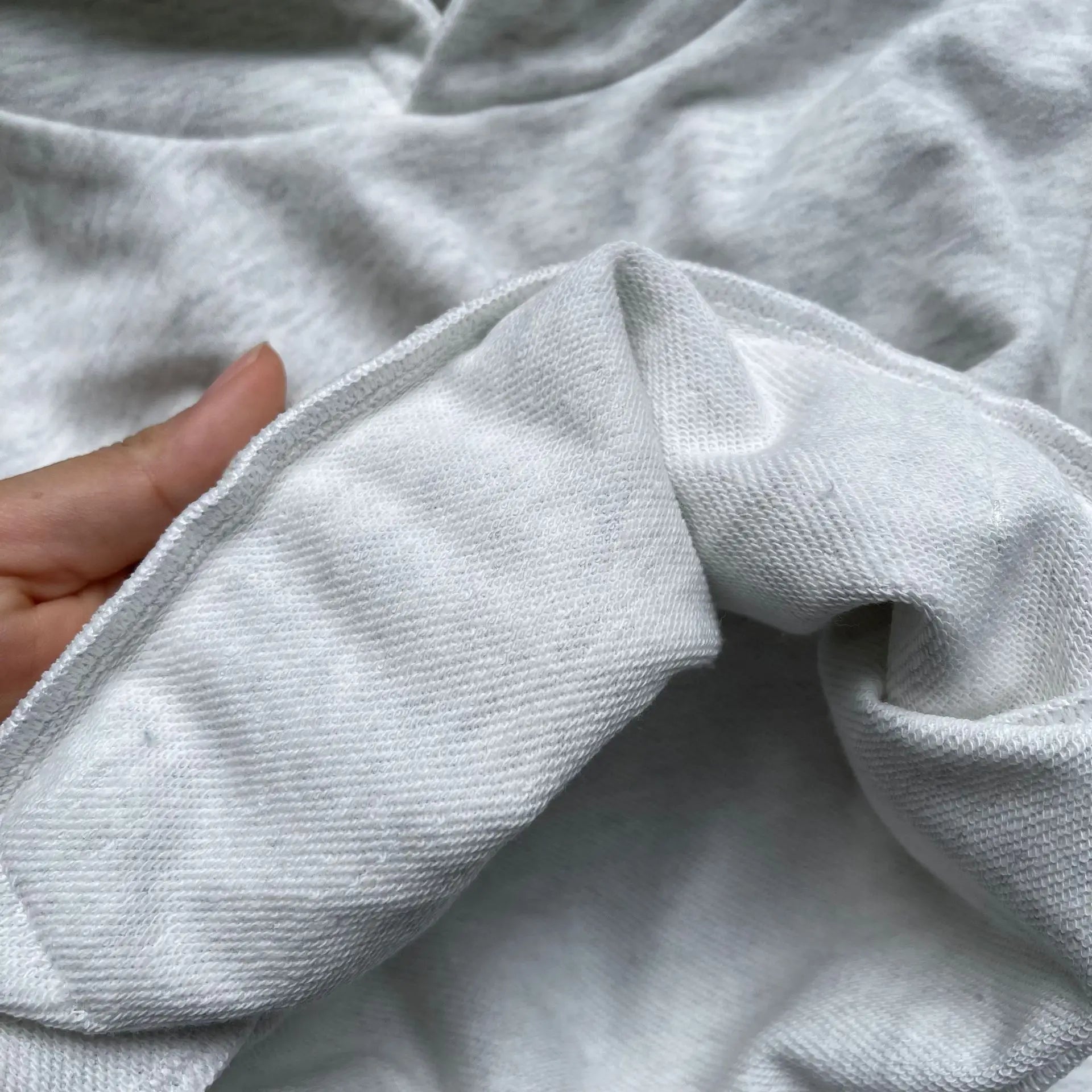 長袖セットアップ ベビーキッズセットアップ 2点セット レターロゴ裏フリースフーディ長袖スウェットパーカー+ロングスウェットパンツ【mh0008424】