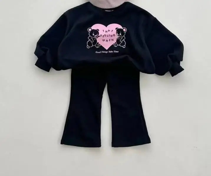 長袖セットアップ キッズセットアップ 2点セット ベアくまハートプリント長袖スウェットシャツ+フレアロングパンツ【mh0008587】