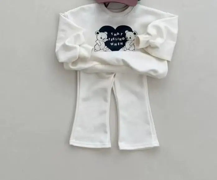 長袖セットアップ キッズセットアップ 2点セット ベアくまハートプリント長袖スウェットシャツ+フレアロングパンツ【mh0008587】