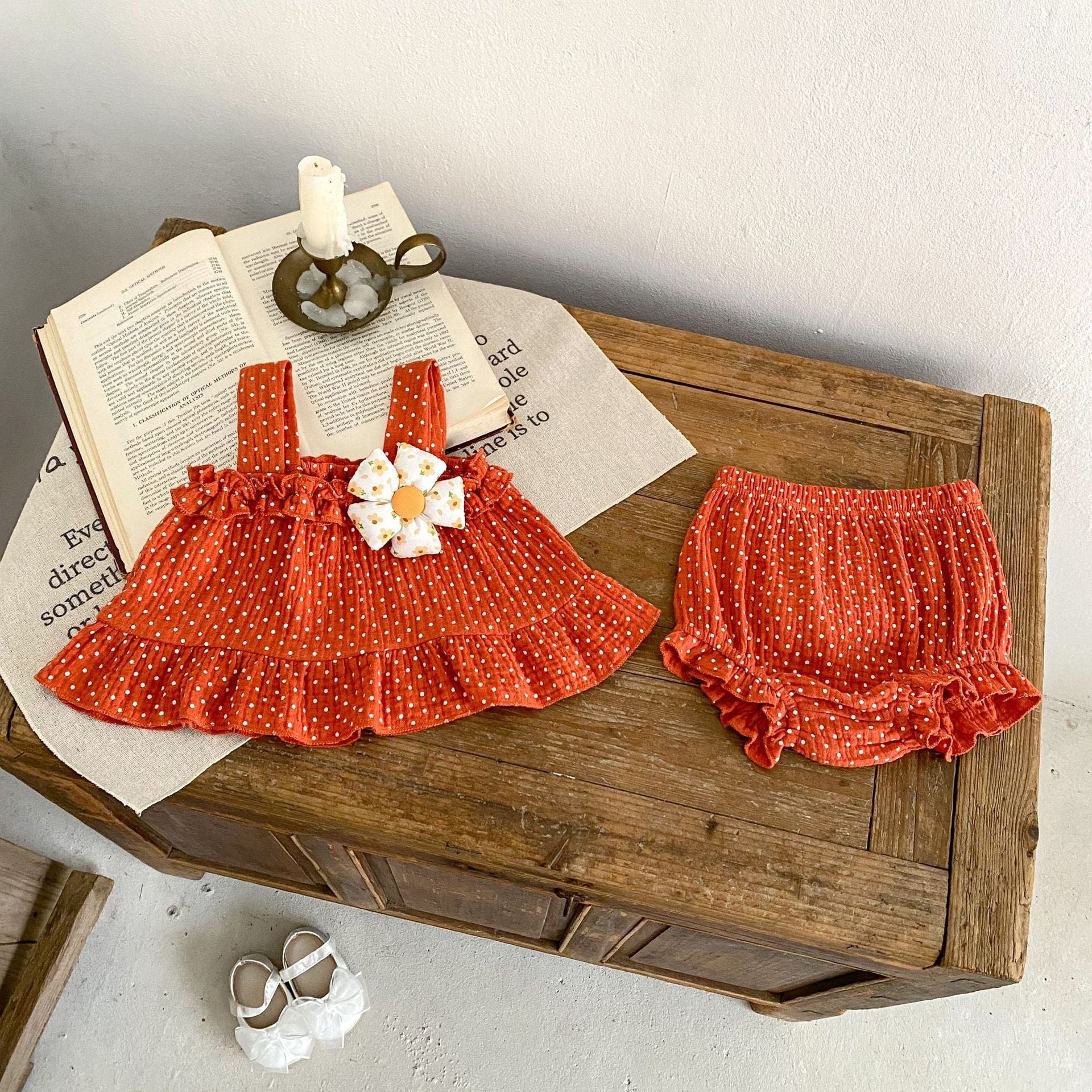 ノースリーブセットアップ ピンドットフラワーアクセントキャミソールトップス+ブルマパンツセットアップ 2点セット【mh0010165】