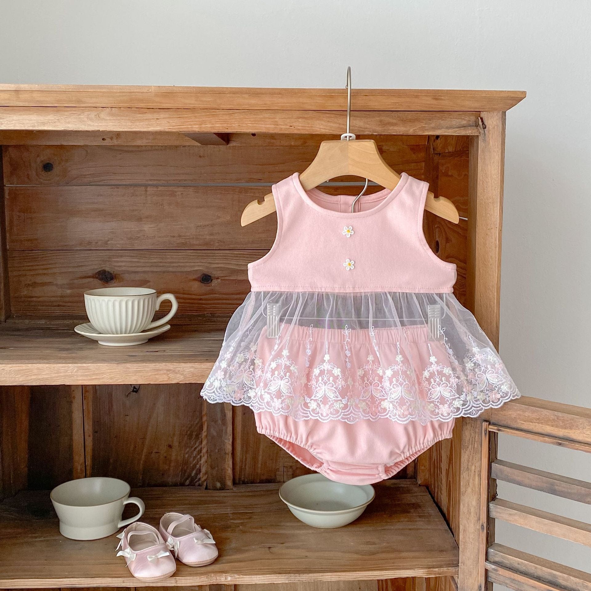 ノースリーブセットアップ チュールレースドッキングノースリーブブラウス+ブルマパンツセットアップ 2点セット【mh0010173】