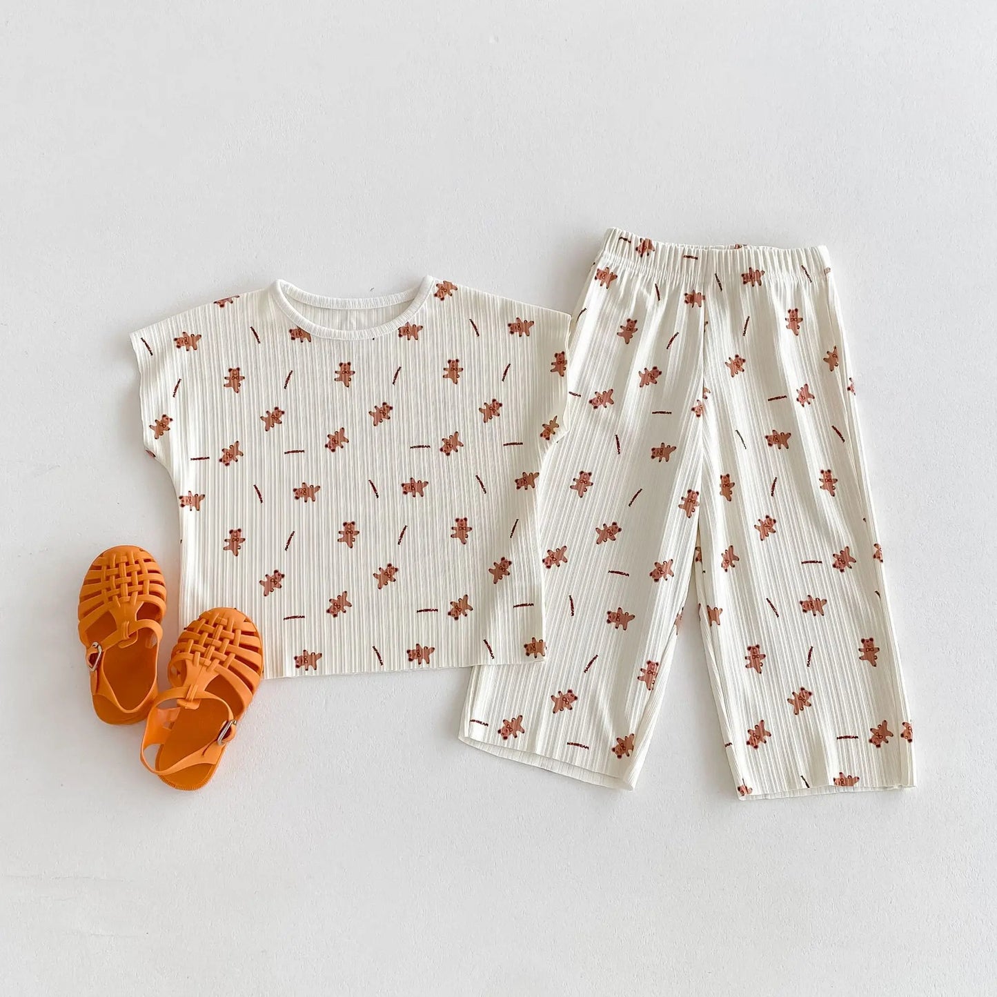 半袖セットアップ キッズセットアップ 2点セット ショートスリーブTシャツ+ワイドルーズパンツ ルームウェア ベアくまプリント 2カラー