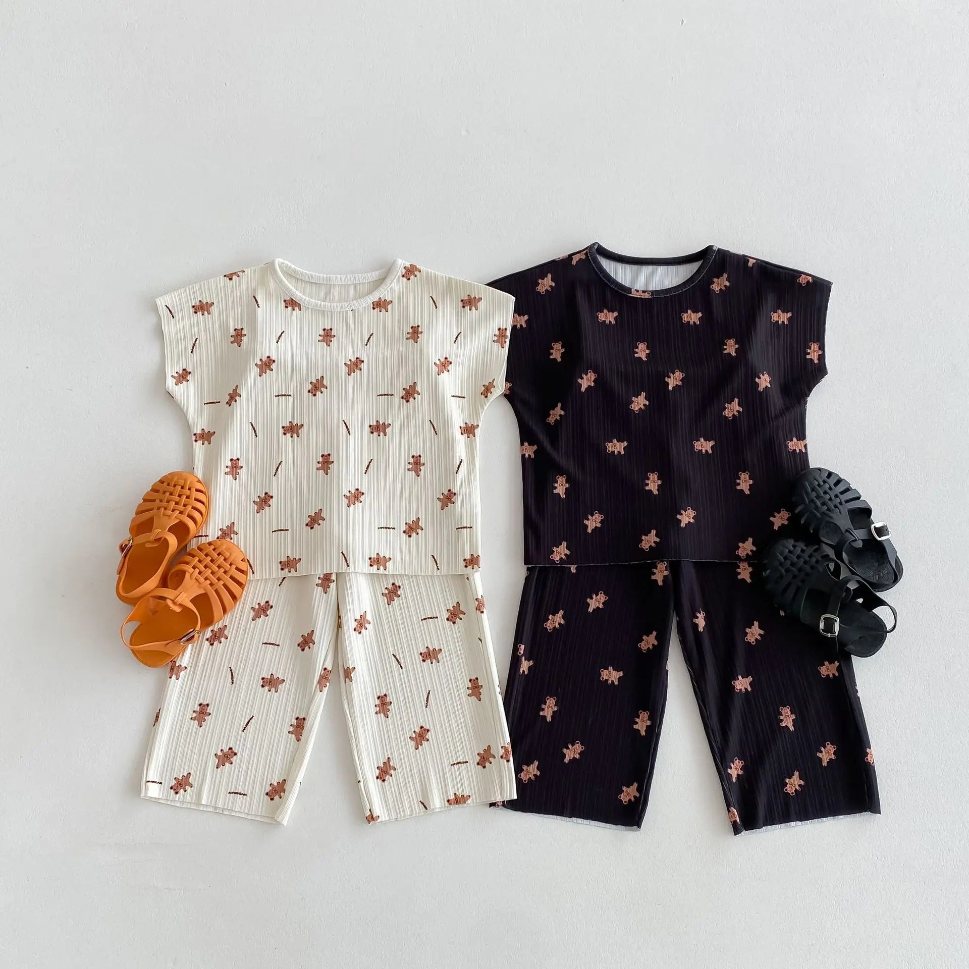 半袖セットアップ キッズセットアップ 2点セット ショートスリーブTシャツ+ワイドルーズパンツ ルームウェア ベアくまプリント 2カラー