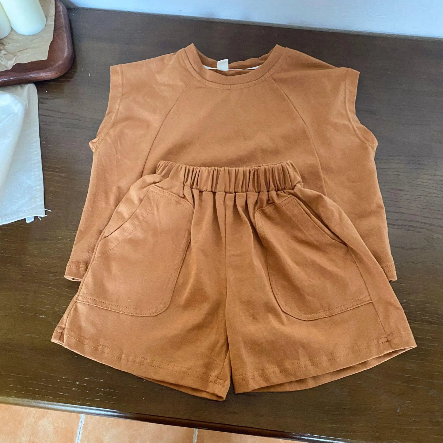 半袖セットアップ キッズセットアップ 2点セット ショートスリーブTシャツ+ショートパンツ 2カラー