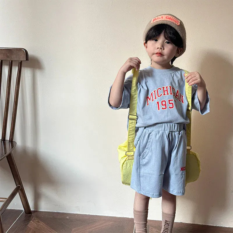 半袖セットアップ キッズセットアップ 2点セット 半袖Tシャツ+ハーフパンツ レターロゴプリント 2カラー