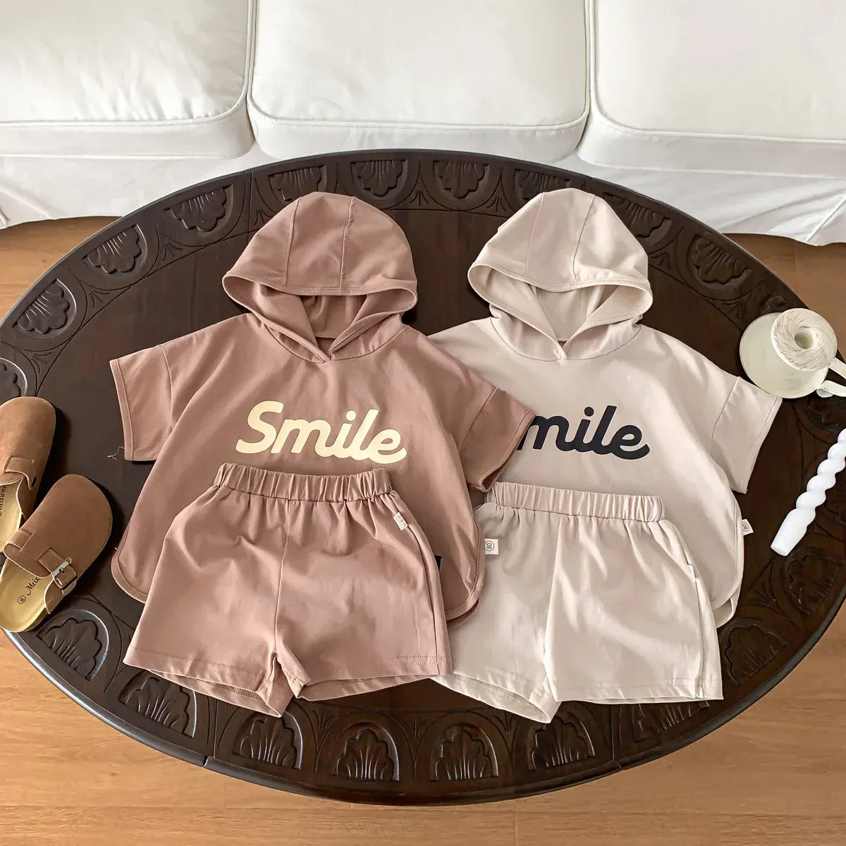 半袖セットアップ ☺︎ キッズセットアップ 2点セット 半袖フーディTシャツ+ショートパンツ レターロゴプリント2カラー