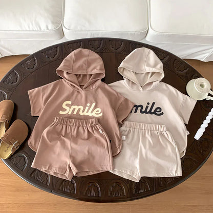 半袖セットアップ ☺︎ キッズセットアップ 2点セット 半袖フーディTシャツ+ショートパンツ レターロゴプリント2カラー