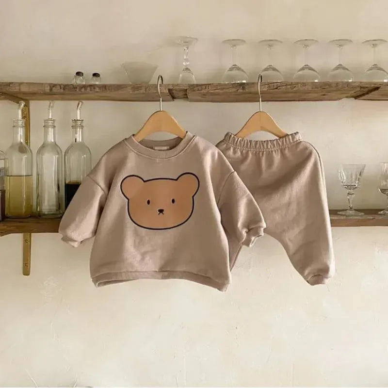長袖セットアップ ベビーセットアップ 2点セット 長袖Tシャツ ロングパンツ ベアくまプリント 2カラー