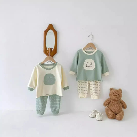 長袖セットアップ ベビーキッズセットアップ 2点セット アニマル柄長袖Tシャツ+レターロゴプリントロングパンツ 2カラー【mh0007099】