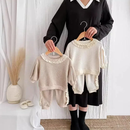 長袖セットアップ ベビーキッズセットアップ 2点セット レースフリル長袖Tシャツ+サイドレースフリルロングパンツ 2カラー【mh0007181】