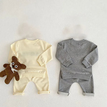 長袖セットアップ ベビーセットアップ 2点セット 長袖Tシャツ+ロングパンツ レターロゴ刺繍 2カラー【mh0007753】