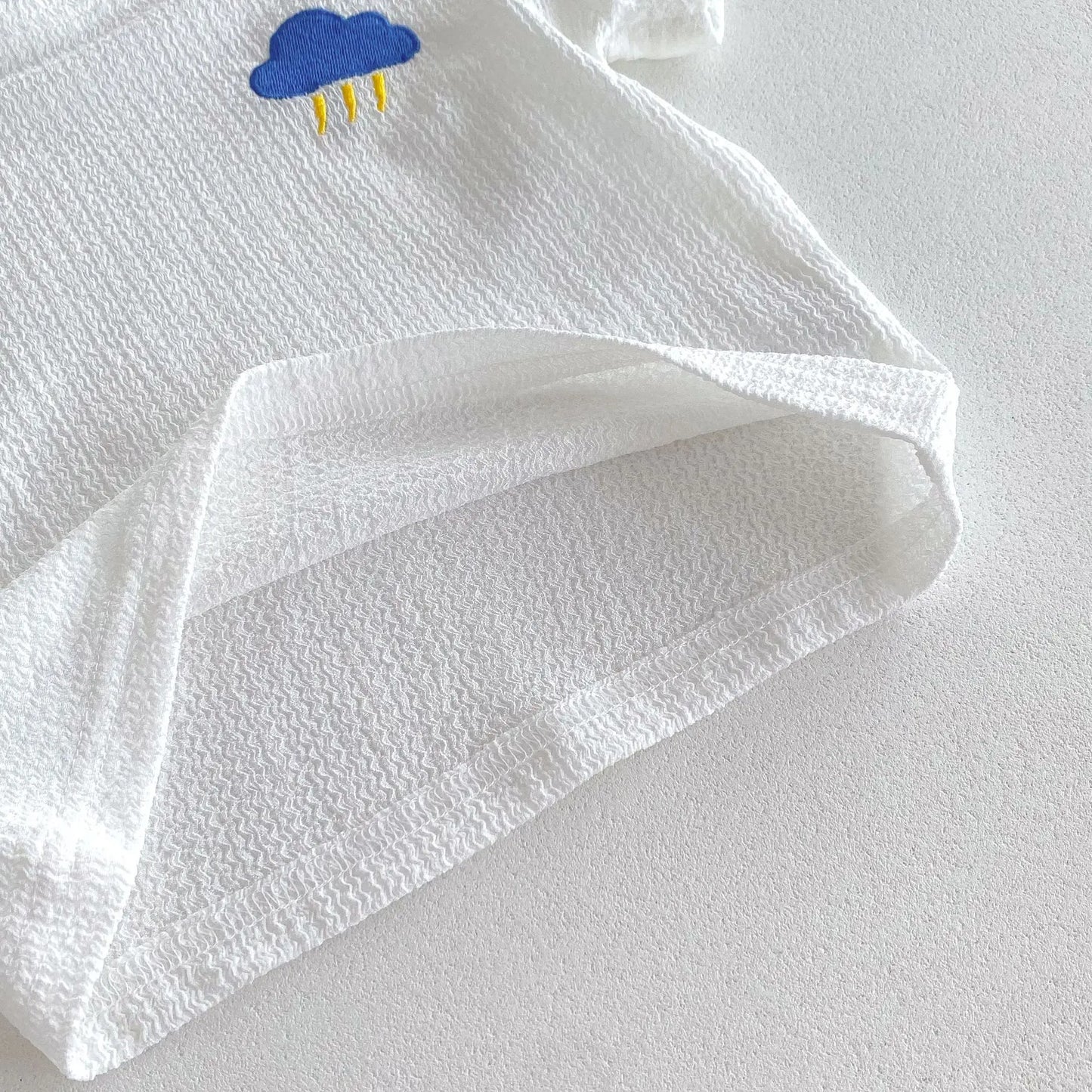 半袖セットアップ キッズセットアップ 2点セット 半袖Tシャツ+ショートパンツ 太陽/雲/月 ワンポイント刺繍 3カラー