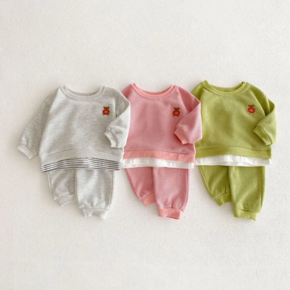 長袖セットアップ ☺︎ ベビーセットアップ 2点セット ワッフル 長袖ドッキングTシャツ ロングパンツ ベアくまワンポイント 3カラー
