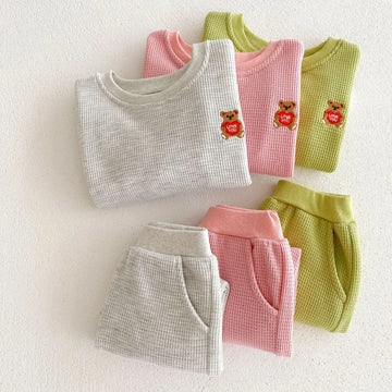 長袖セットアップ ☺︎ ベビーセットアップ 2点セット ワッフル 長袖ドッキングTシャツ ロングパンツ ベアくまワンポイント 3カラー