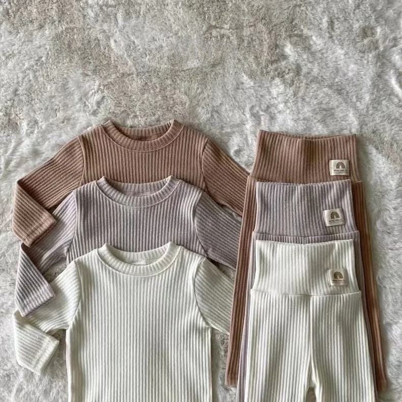 長袖パジャマ ベビーセットアップ 2点セット 長袖パジャマ ルームウェア 長袖Tシャツ パンツ 3カラー ユニセックス 男の子 女の子 子供服