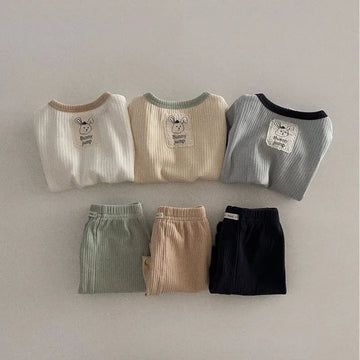 半袖セットアップ ベビーセットアップ 2点セット 半袖Tシャツ+ショートパンツ ラビット バニーロゴワンポイント 3カラー【mh0004845】