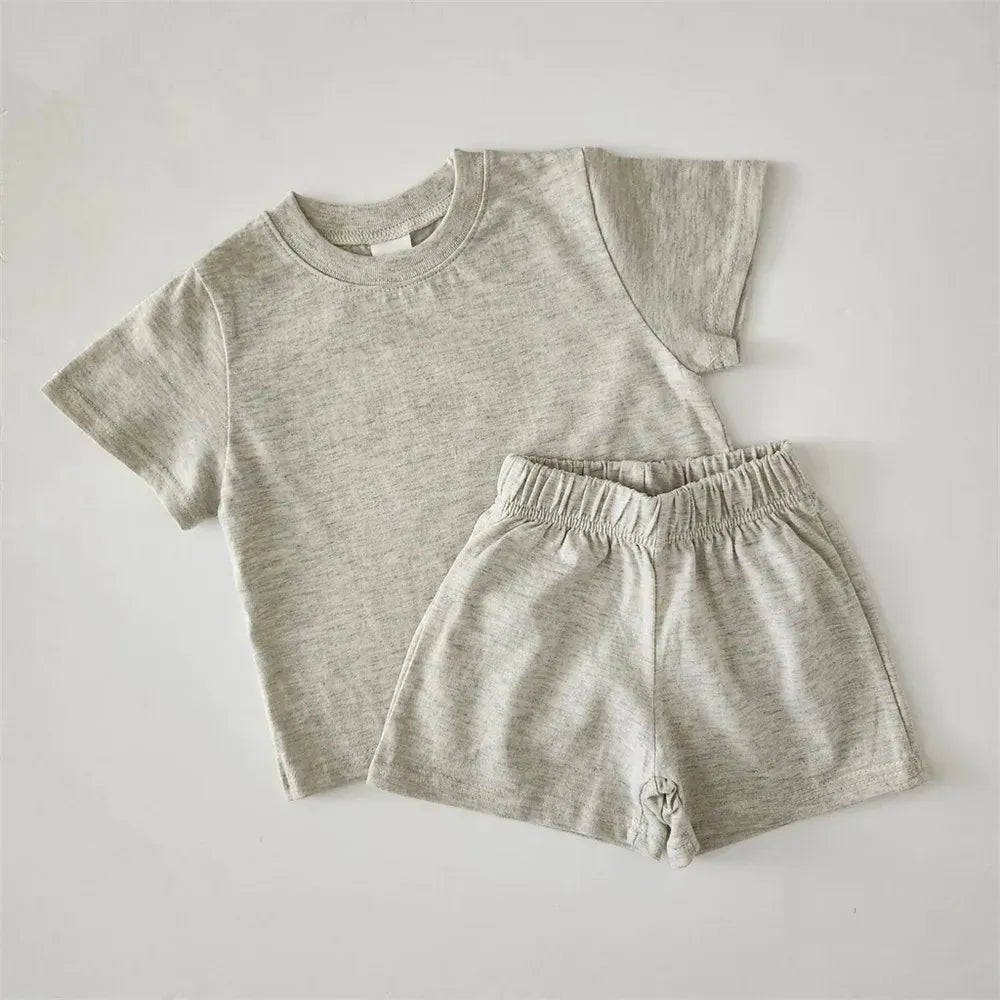 半袖セットアップ ベビーキッズセットアップ 2点セット 半袖Tシャツ+ショートパンツ シンプルベーシック 4カラー