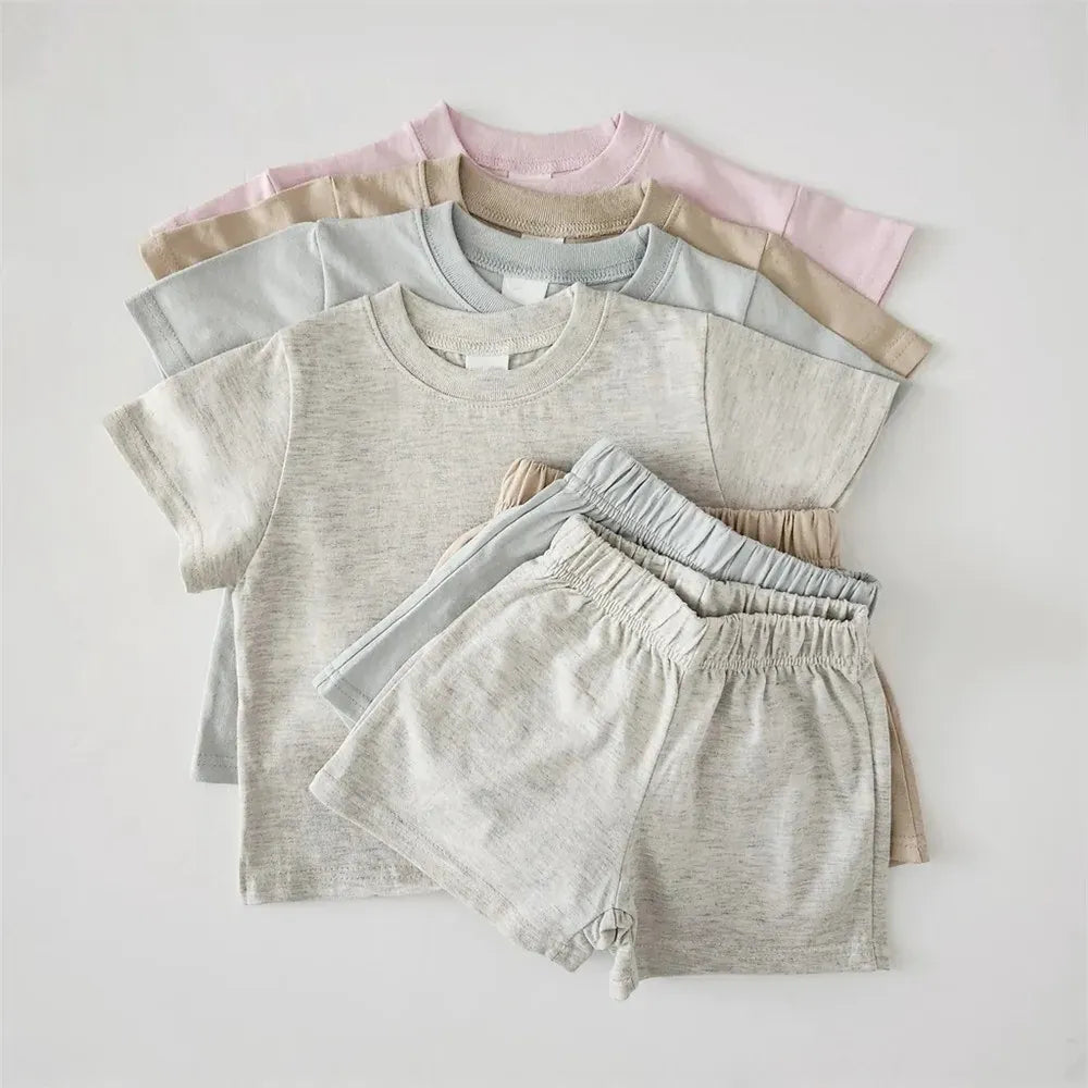 半袖セットアップ ベビーキッズセットアップ 2点セット 半袖Tシャツ+ショートパンツ シンプルベーシック 4カラー