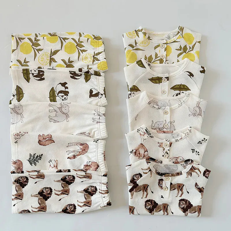 半袖セットアップ キッズセットアップ 2点セット ヘンリーネック 半袖Tシャツ+ショートパンツ ルームウェア アニマルプリント【mh0006510】