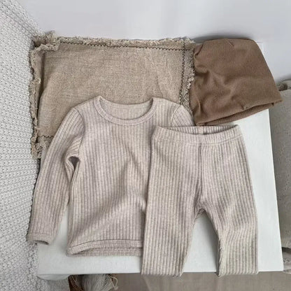 長袖セットアップ ベビーキッズセットアップ 2点セット シンプルベーシック長袖Tシャツ+レギンスパンツ ルームウェア【mh0007642】