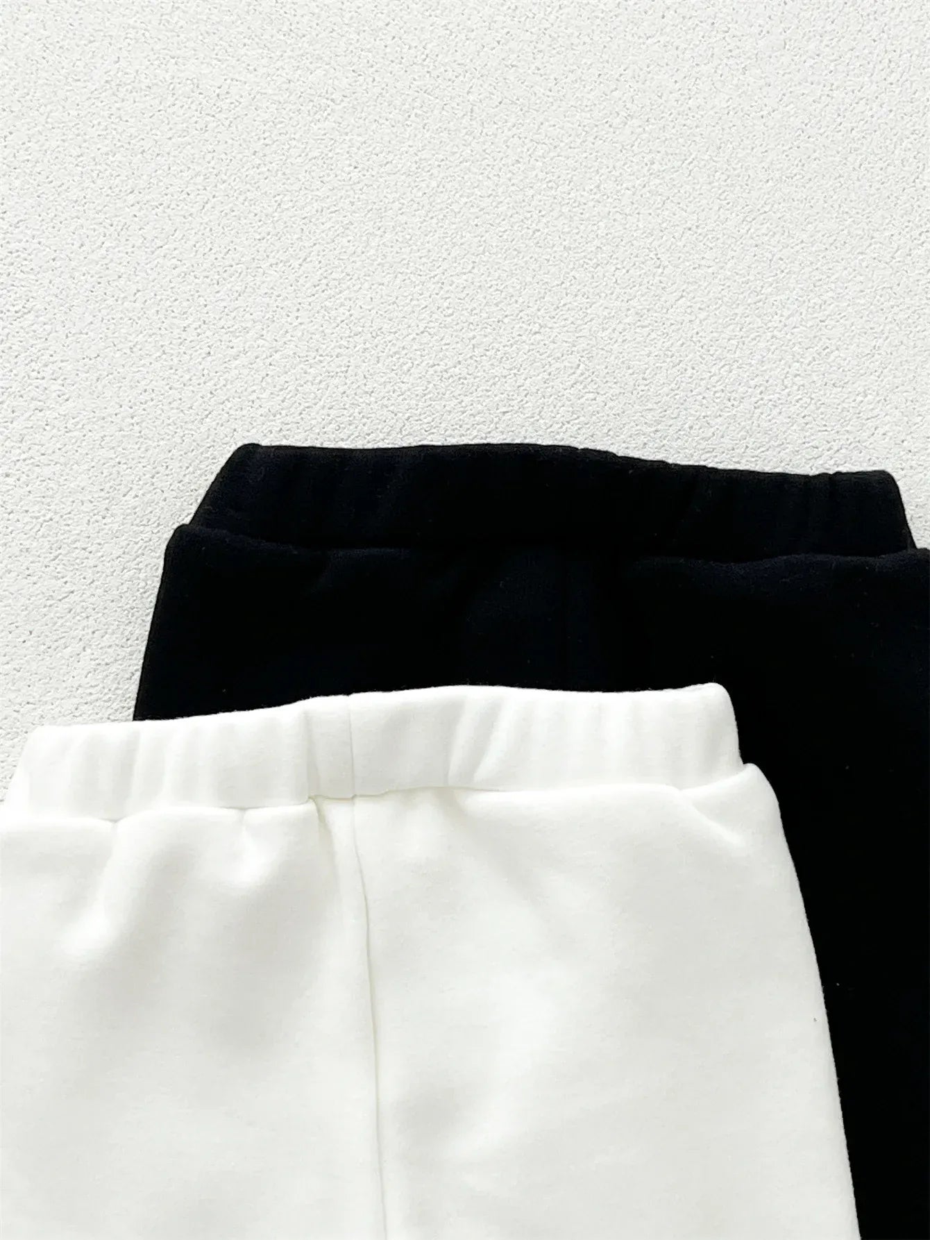 長袖セットアップ キッズセットアップ 2点セット ペプラムレースフリル長袖Tシャツ+裾レースロングフレアパンツ【mh0008503】