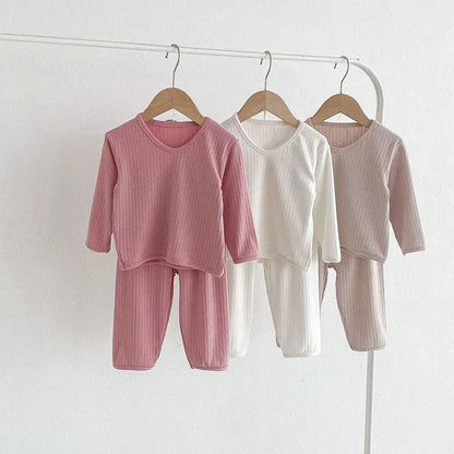 長袖パジャマ ベビーセットアップ 2点セット 長袖パジャマセット Vネック長袖Tシャツ+ロングパンツ シンプルベーシック ルームウェア 3カラー【mh0006452】