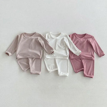 長袖パジャマ ベビーセットアップ 2点セット 長袖パジャマセット Vネック長袖Tシャツ+ロングパンツ シンプルベーシック ルームウェア 3カラー【mh0006452】