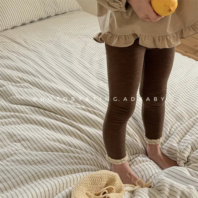 レギンスパンツ キッズパンツ 裾レースレギンスパンツ 3カラー