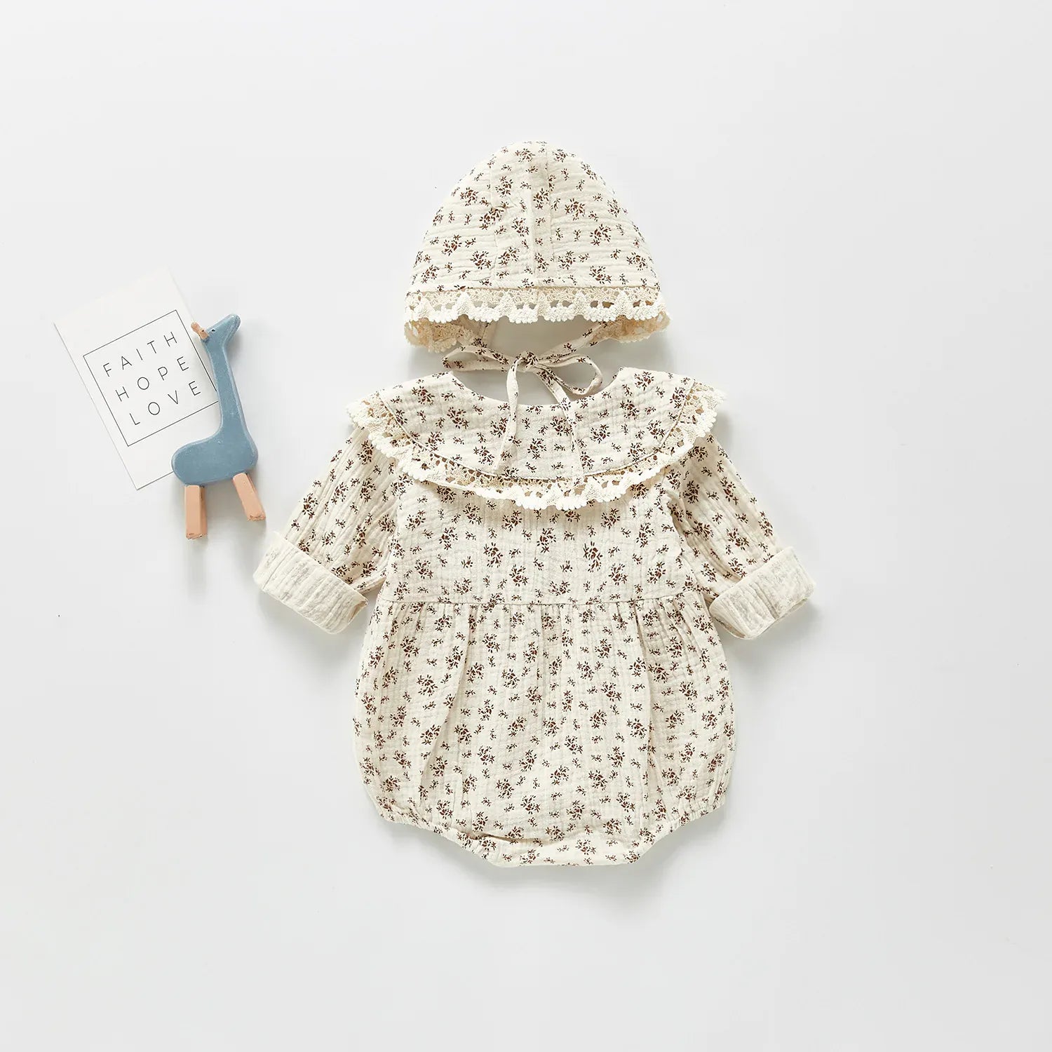 長袖ロンパース ベビーロンパース フリル襟フラワープリント長袖ボディスーツ＋フリルボンネット帽子セット 3カラー【mh0007448】