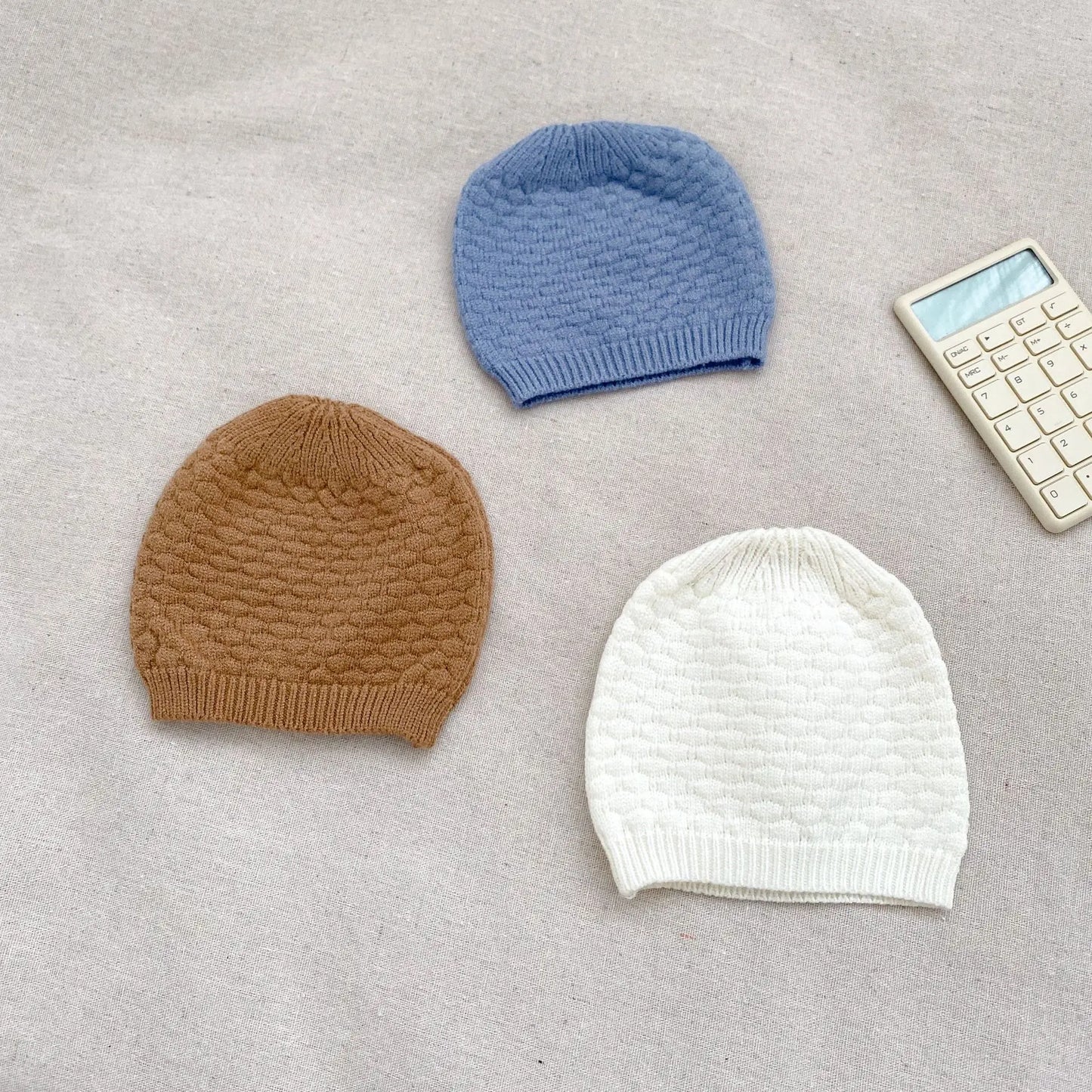 長袖ロンパース ベビージャンプスーツ くまベアワッペン長袖ニットロンパース+ビーニーニット帽セット 3カラー【mh0007462】