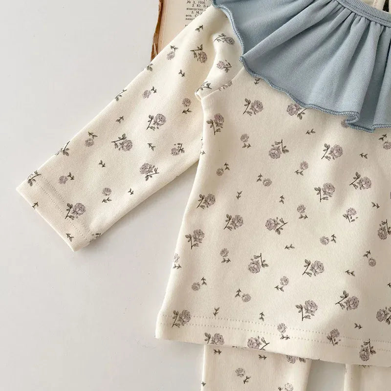 長袖パジャマ ベビー長袖パジャマセット セットアップ 3点セット フラワー花柄プリント 長袖Tシャツ パンツ フリルカラーつけ襟