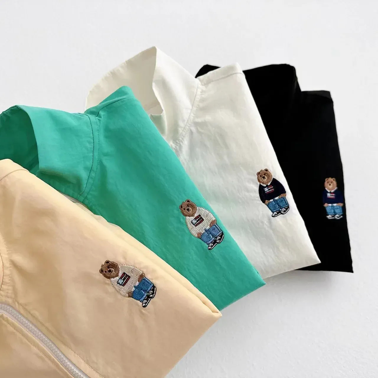 ショートコート・ジャケット・ジャンパー ベビーアウター ウィンドブレーカー ジャンパー ジッパージャケット ベアくまワンポイント 日除け クーラー対策 4カラー