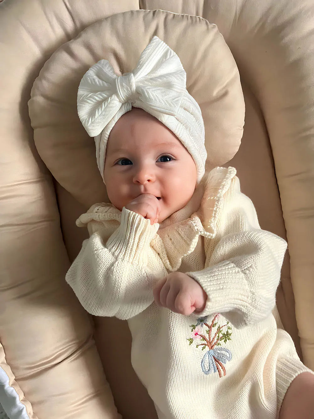 長袖ロンパース ベビーロンパース 長袖ニットボディスーツ フラワー花柄刺繍 フリルサークル襟 4カラー【mh0004189】