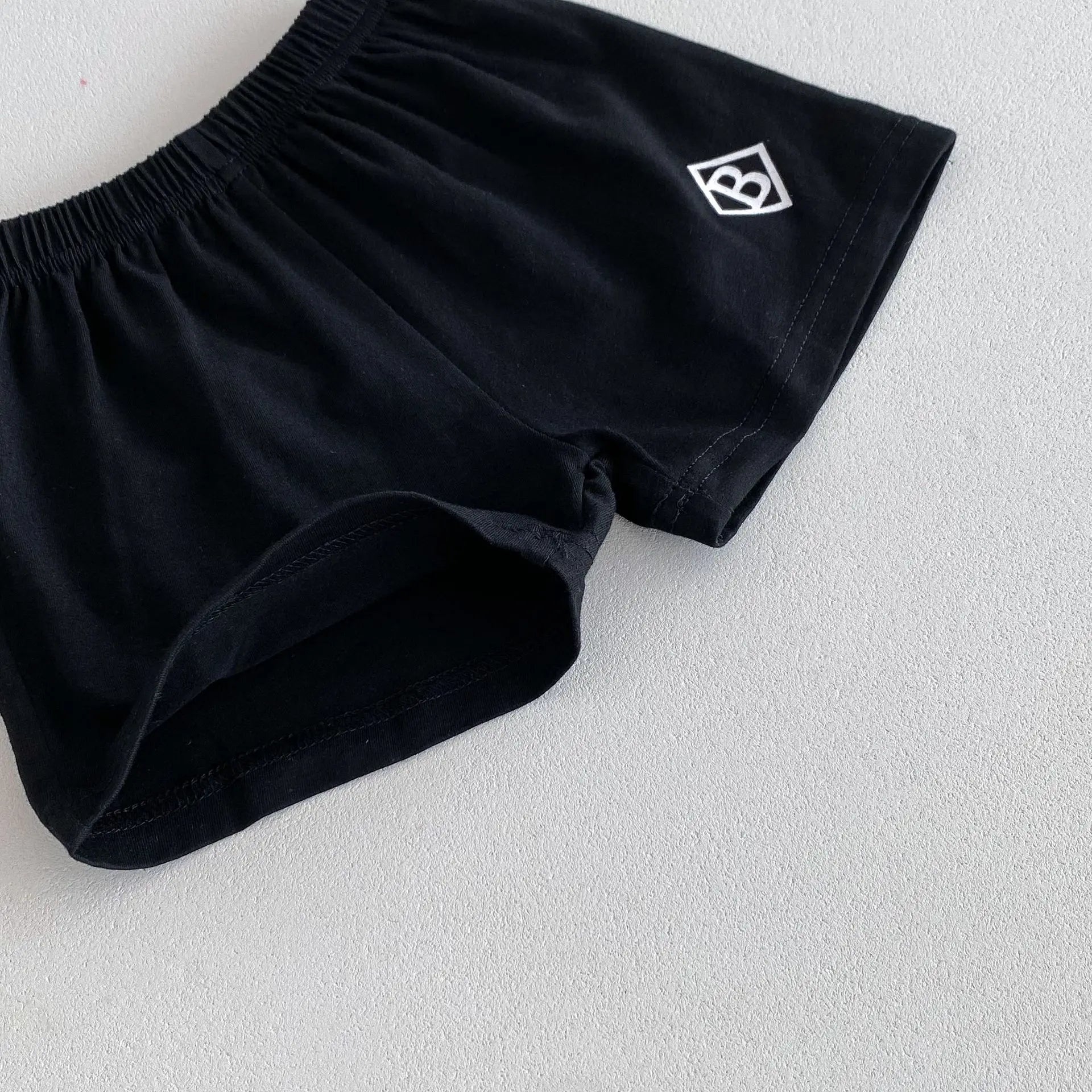 ハーフパンツ・ショートパンツ キッズパンツ ルーズショートパンツ ワンポイントロゴプリント 5カラー