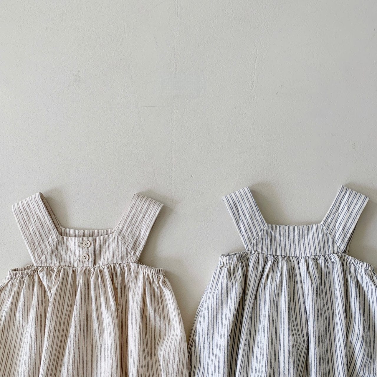 ノースリーブロンパース ベビー ストライプ ノースリーブ サスペンダー ロンパース ブルー カーキ ユニセックス 5913B